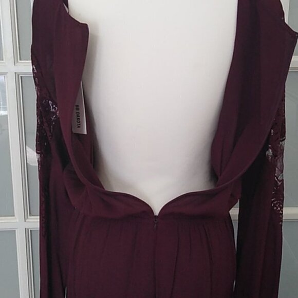 NEW BB Dakota Larsen Lace Paneled Romper in Aubergine - Picture 9 of 14